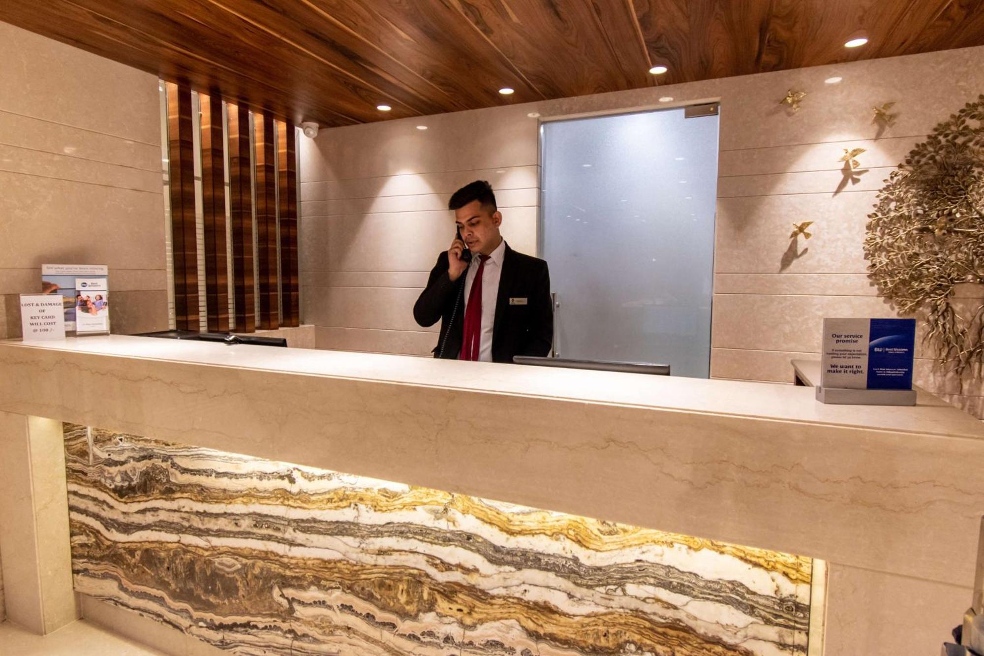 Best Western La Vista Патханкот Экстерьер фото