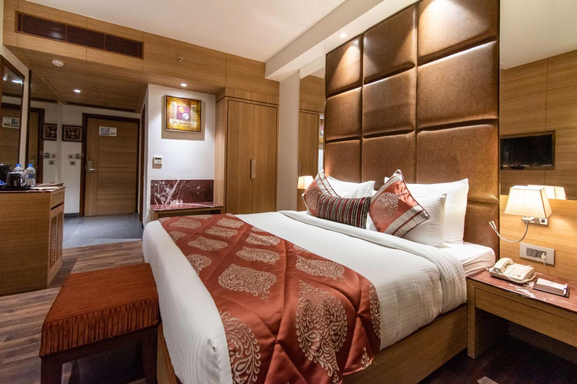 Best Western La Vista Патханкот Экстерьер фото