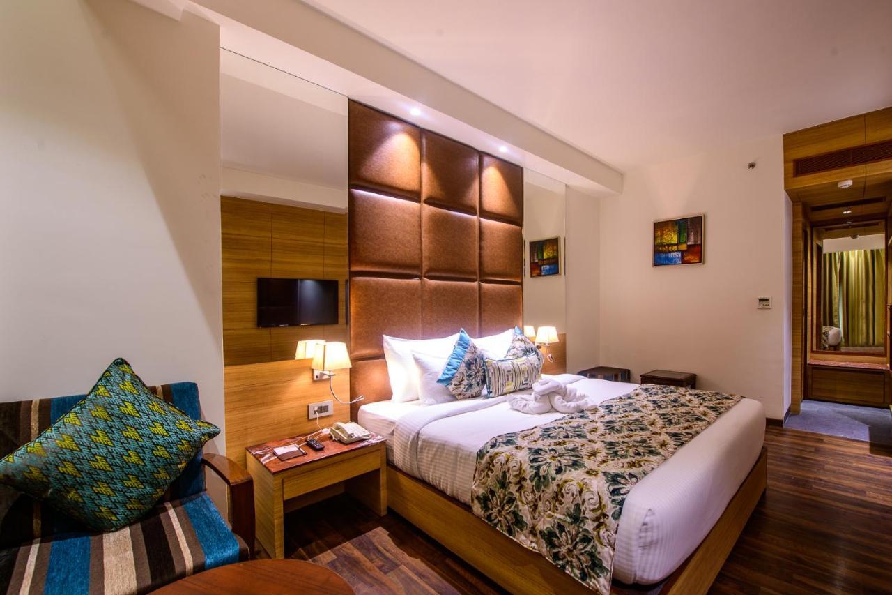 Best Western La Vista Патханкот Экстерьер фото